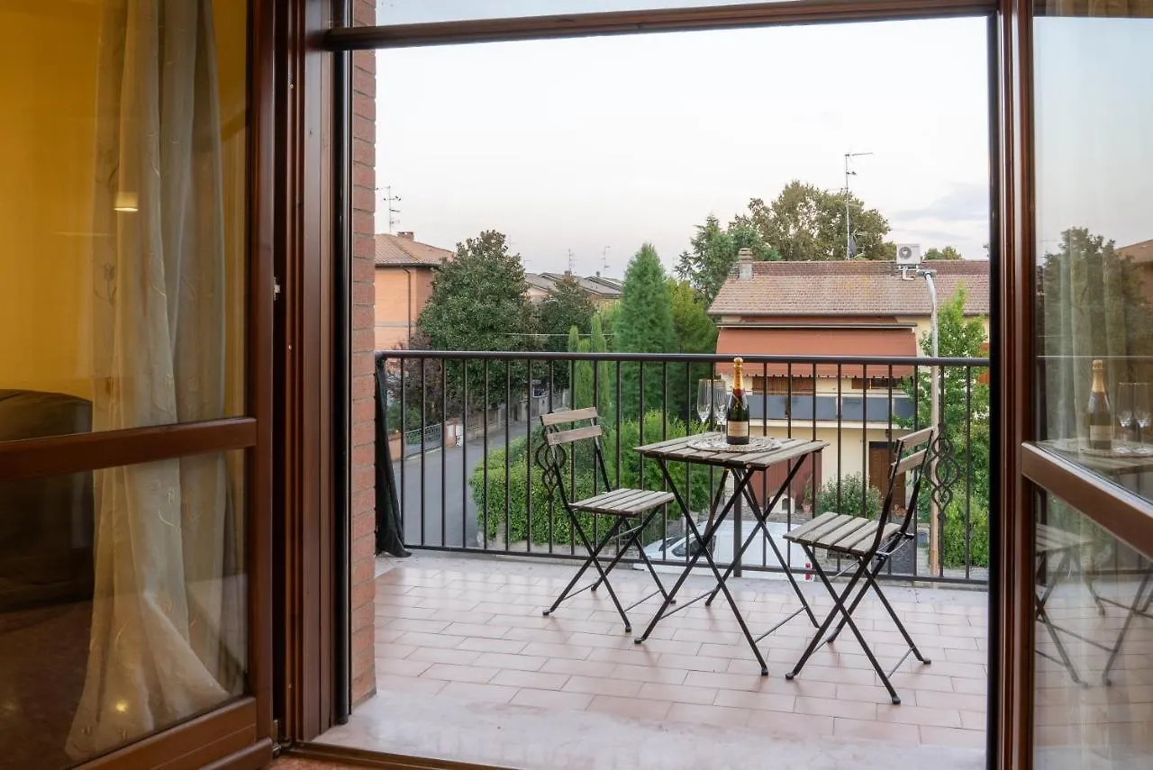 Modern Residence Nonantola 0*,  Italia